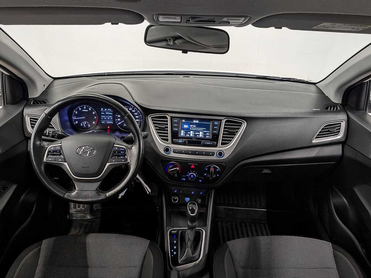 Купить Hyundai Solaris с пробегом. Фото: #11
