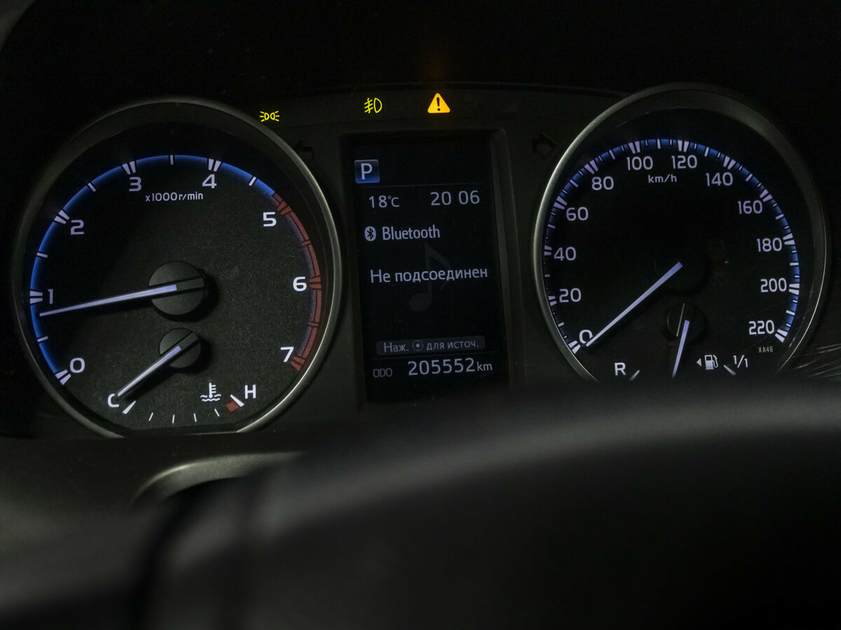 Купить Toyota RAV4 с пробегом. Фото: #10