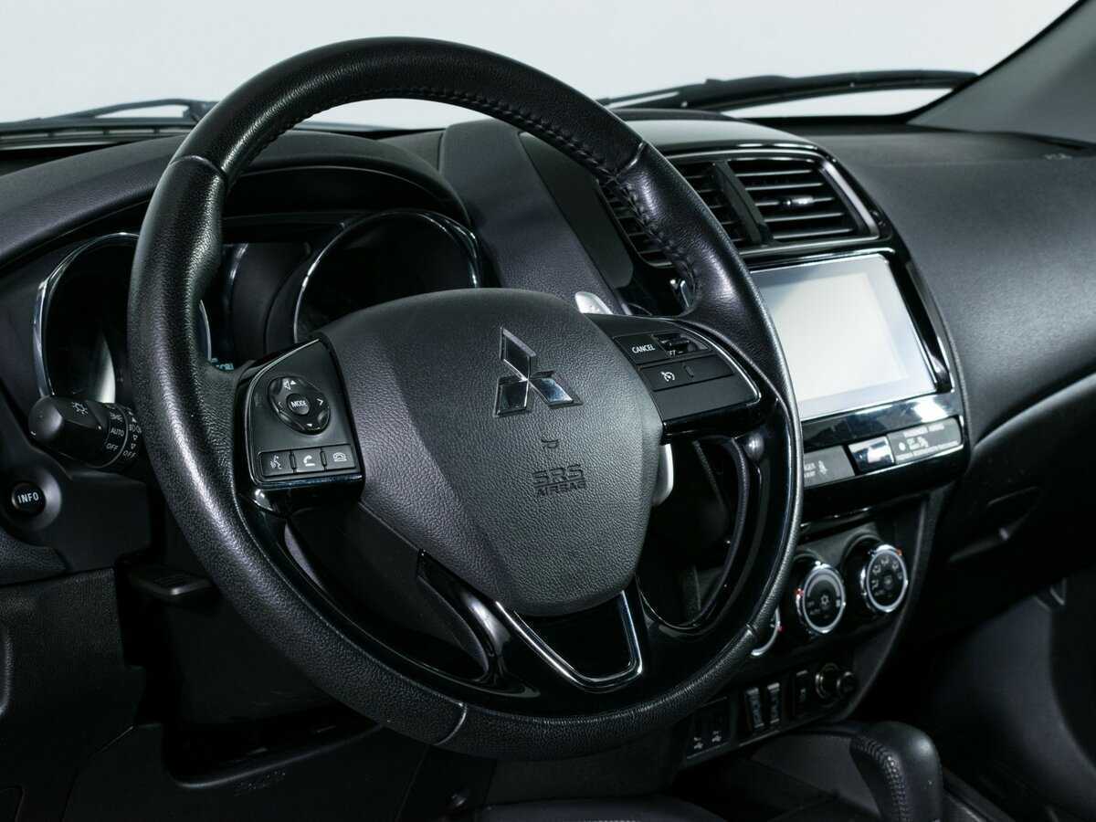 Купить Mitsubishi ASX с пробегом. Фото: #11