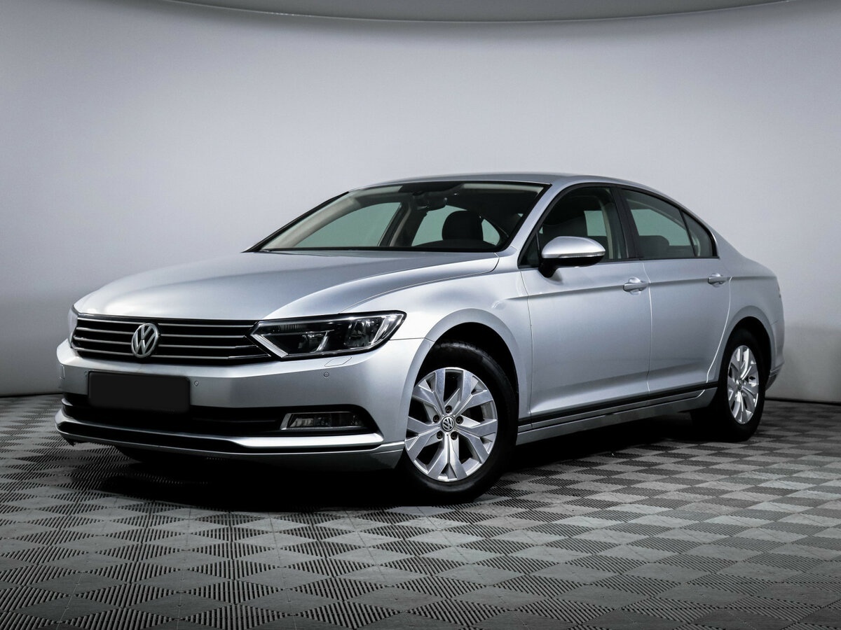 Купить Volkswagen Passat с пробегом. Посмотреть фото