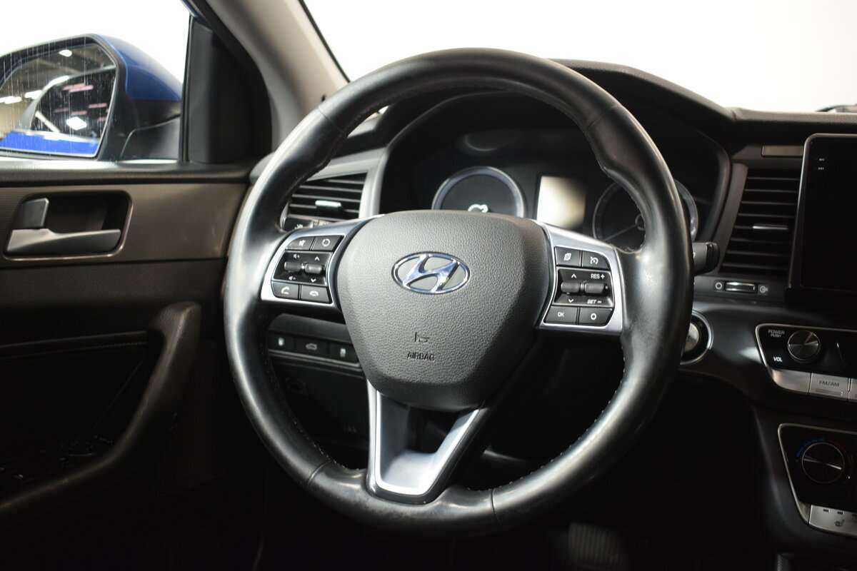 Купить Hyundai Sonata с пробегом. Фото: #13