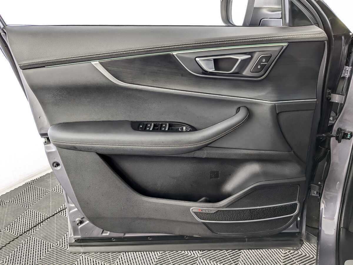 Купить Chery Tiggo 8 с пробегом. Фото: #17