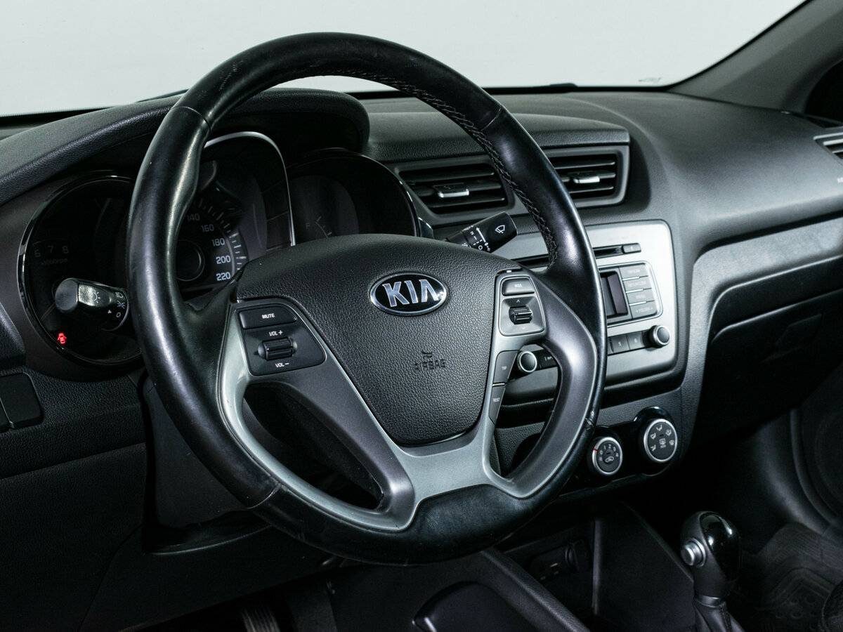 Купить Kia Rio с пробегом. Фото: #11
