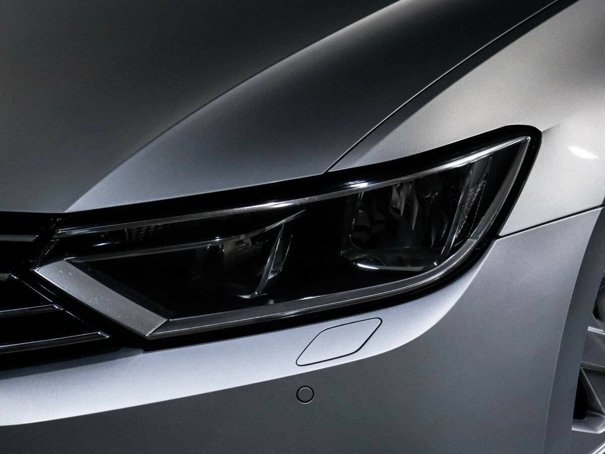 Купить Volkswagen Passat с пробегом. Фото: #14