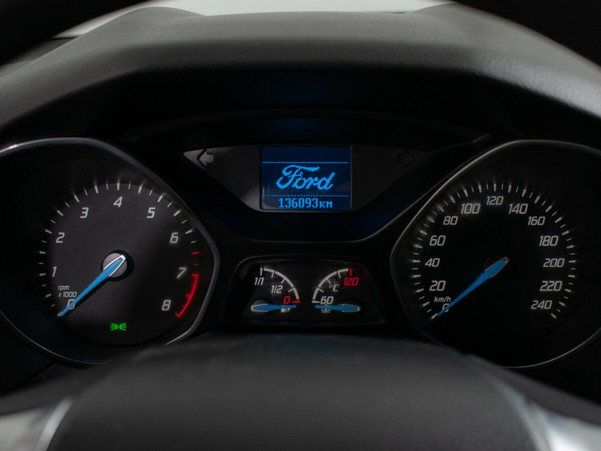 Купить Ford Focus с пробегом. Фото: #11
