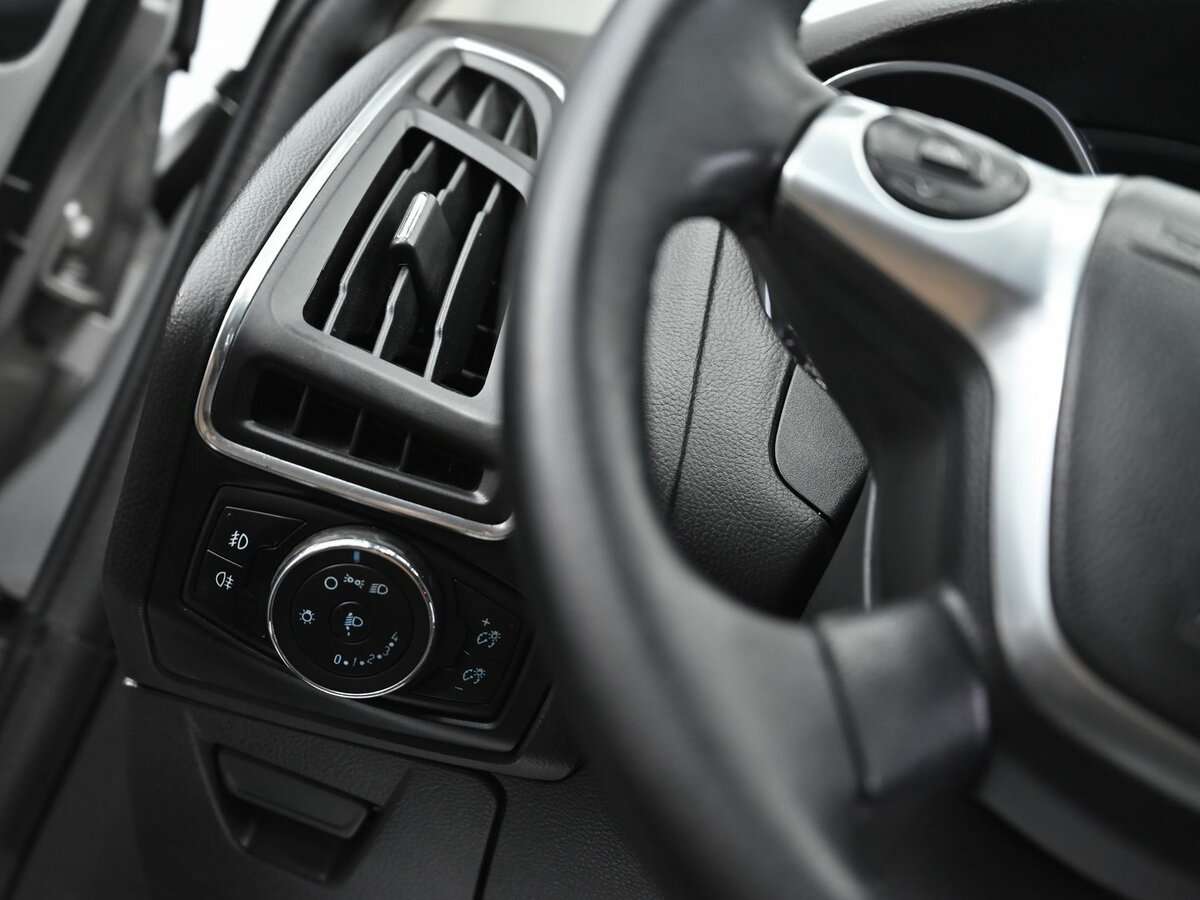 Купить Ford Focus с пробегом. Фото: #7