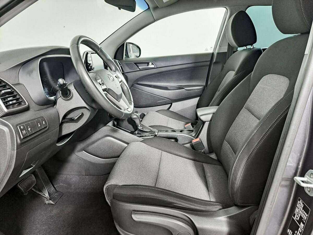 Купить Hyundai Tucson с пробегом. Фото: #11