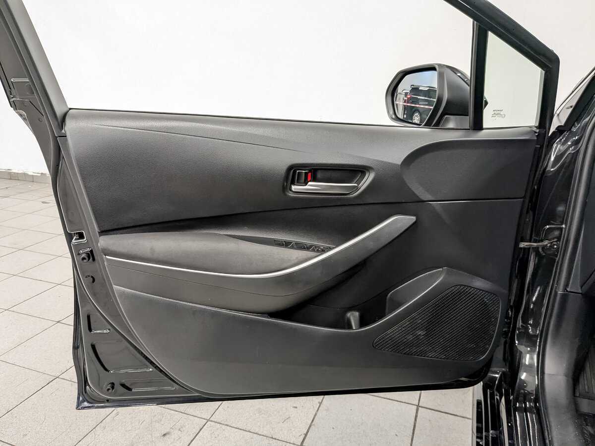 Купить Toyota Corolla с пробегом. Фото: #17