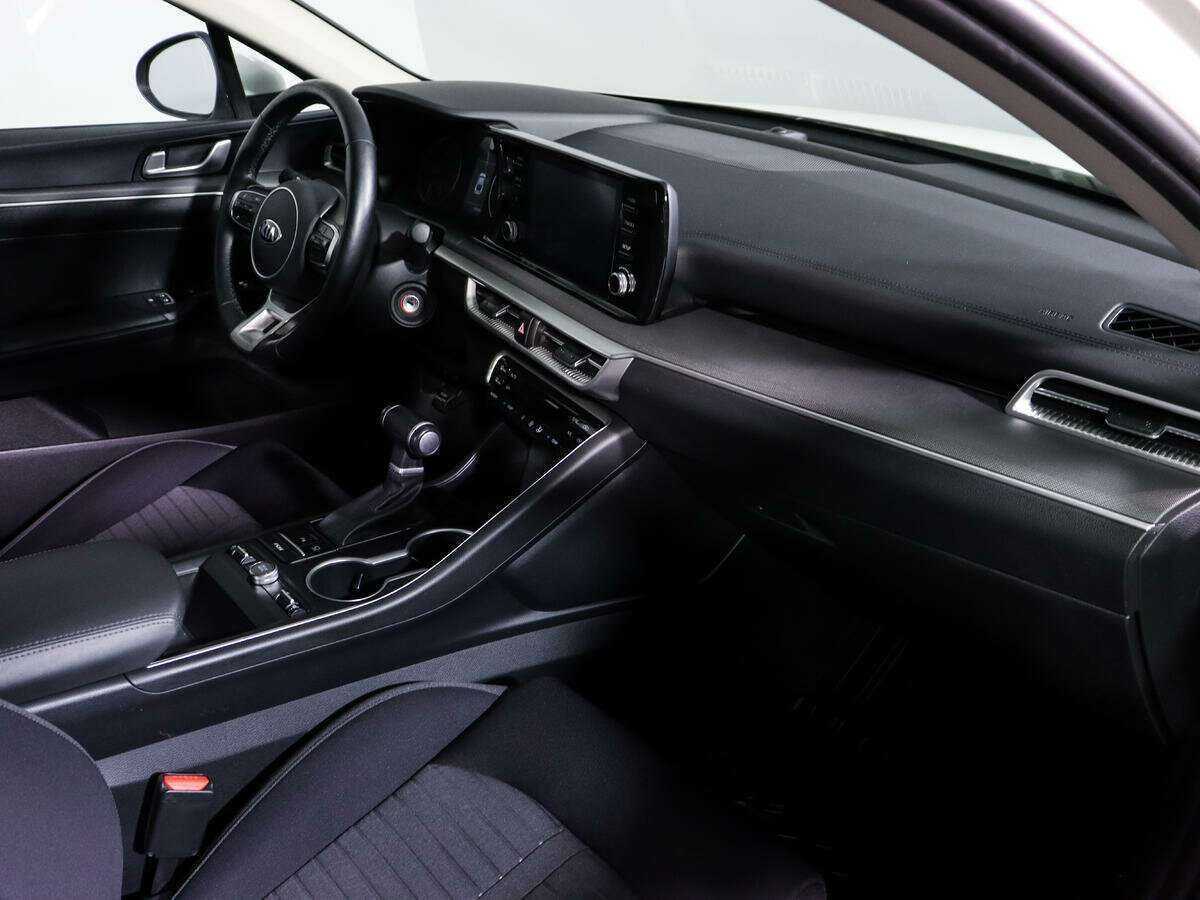 Купить Kia K5 с пробегом. Фото: #6