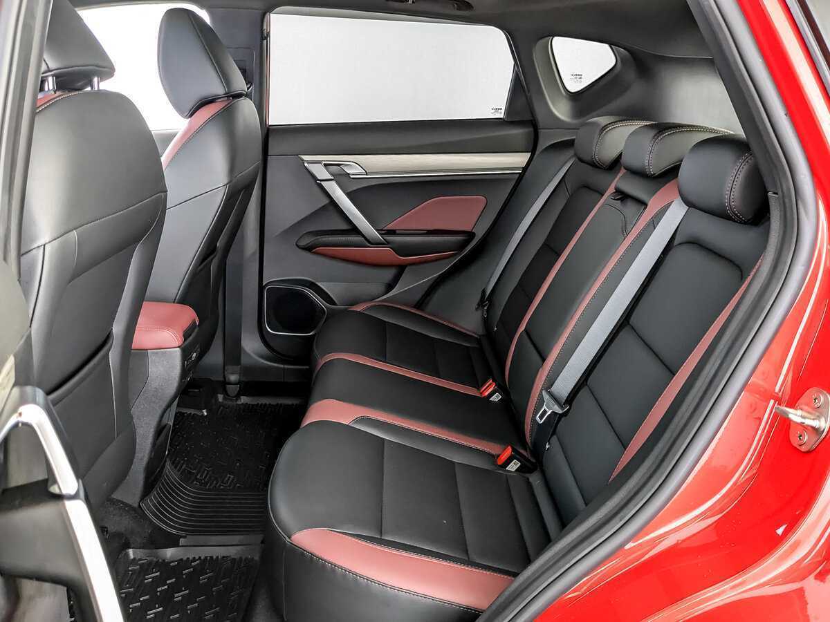 Купить Geely Coolray с пробегом. Фото: #9