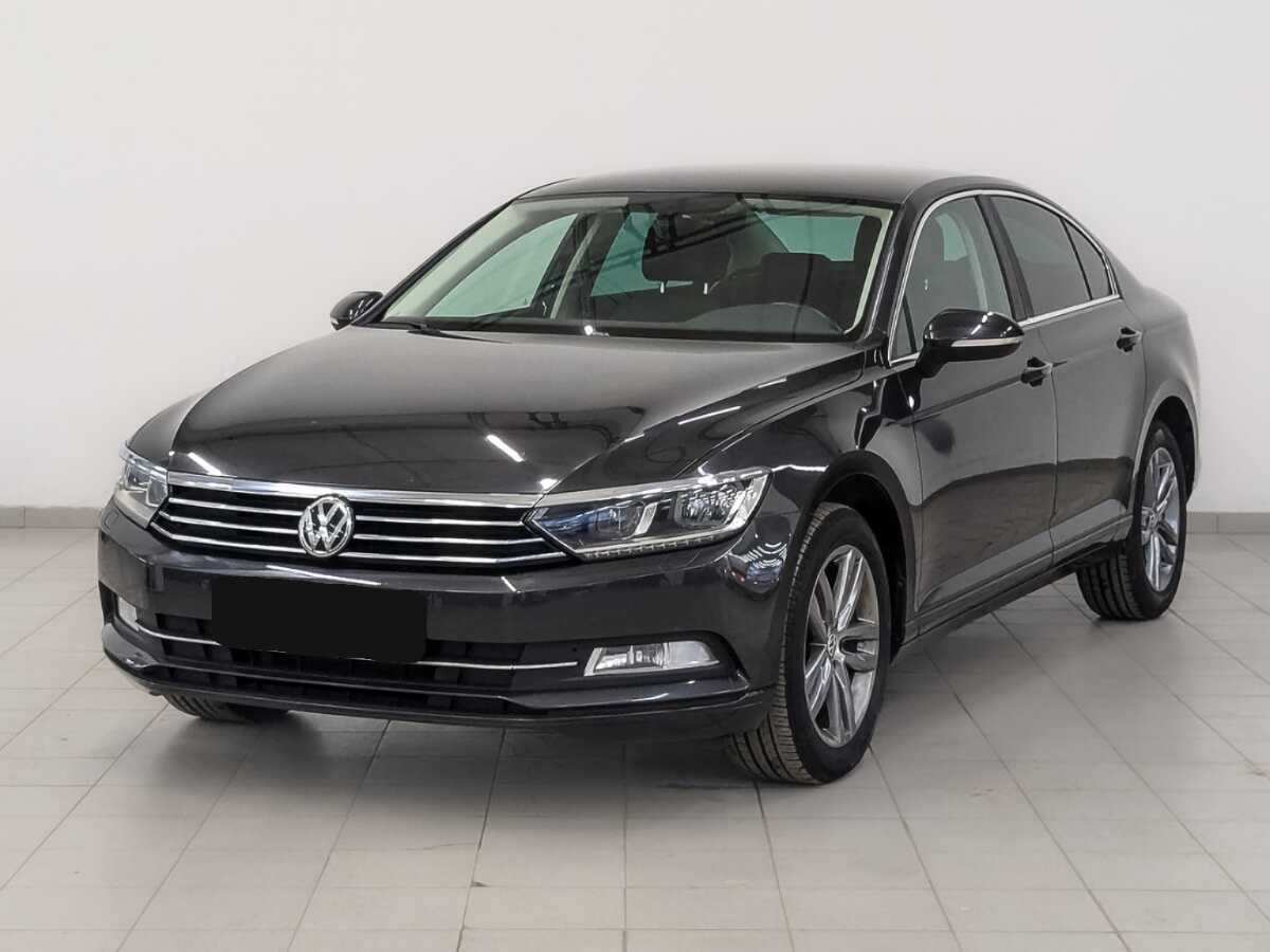 Купить Volkswagen Passat с пробегом. Посмотреть фото