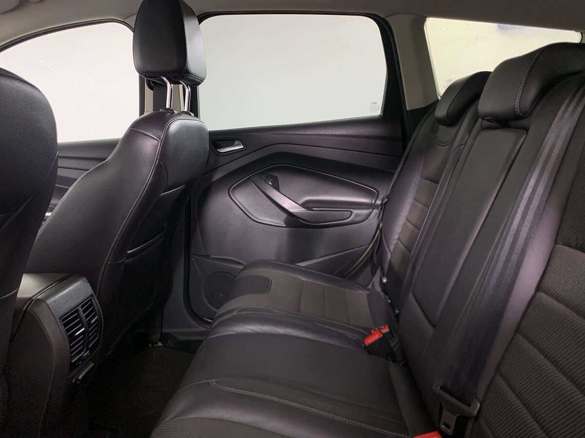 Купить Ford Kuga с пробегом. Фото: #15