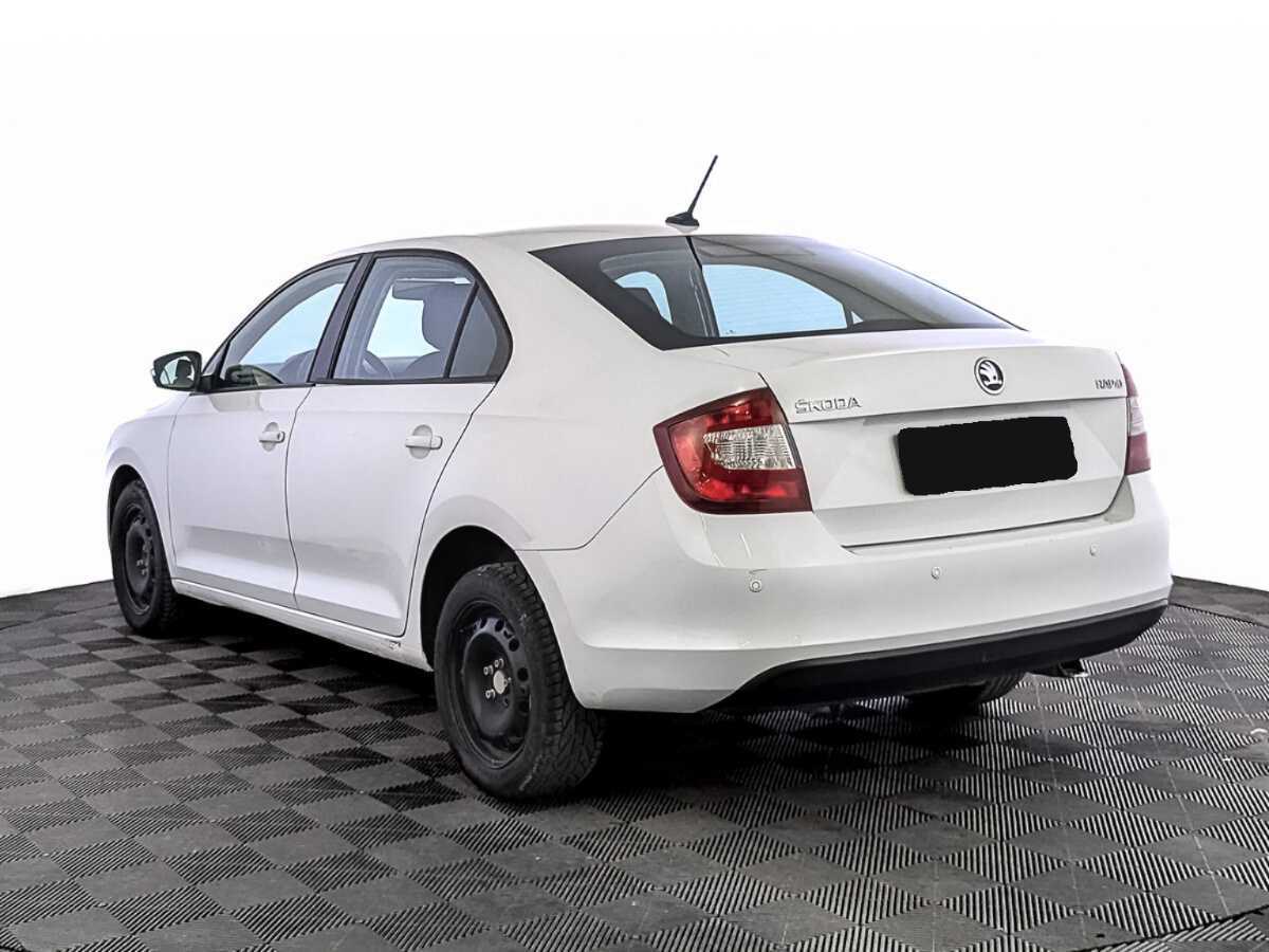 Купить Skoda Rapid с пробегом. Фото: #6