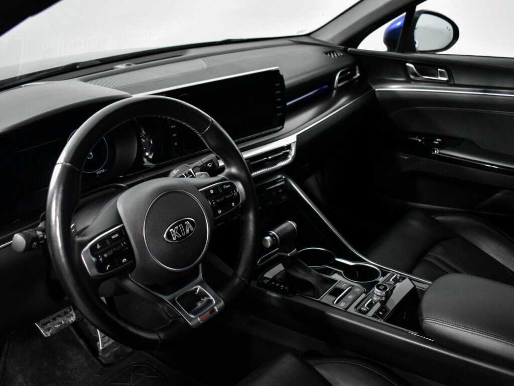 Купить Kia K5 с пробегом. Фото: #8