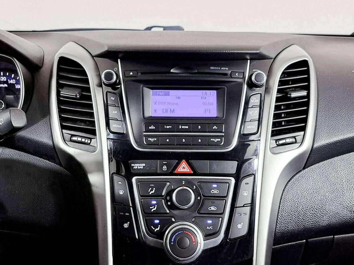 Купить Hyundai i30 с пробегом. Фото: #12