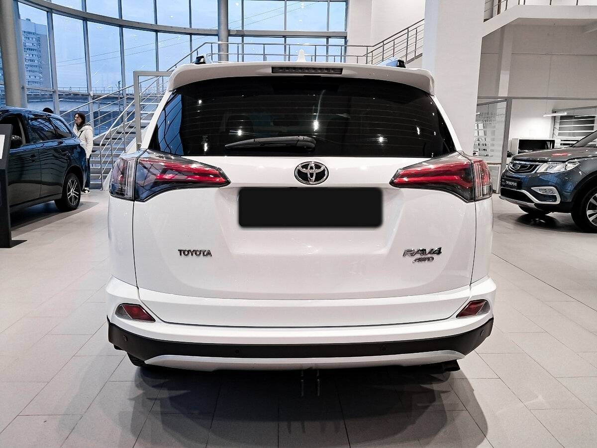 Купить Toyota RAV4 с пробегом. Фото: #5