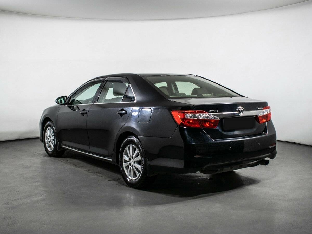 Купить Toyota Camry с пробегом. Фото: #6