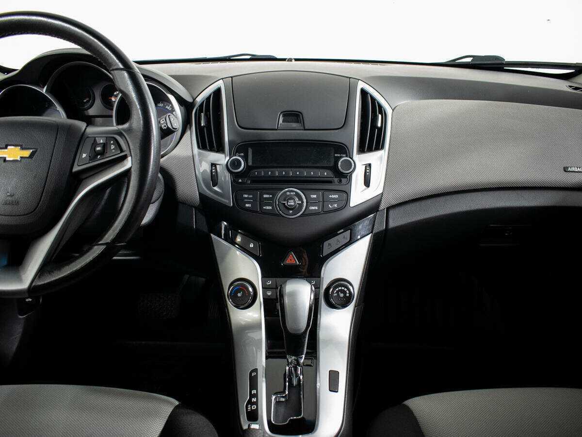 Купить Chevrolet Cruze с пробегом. Фото: #8