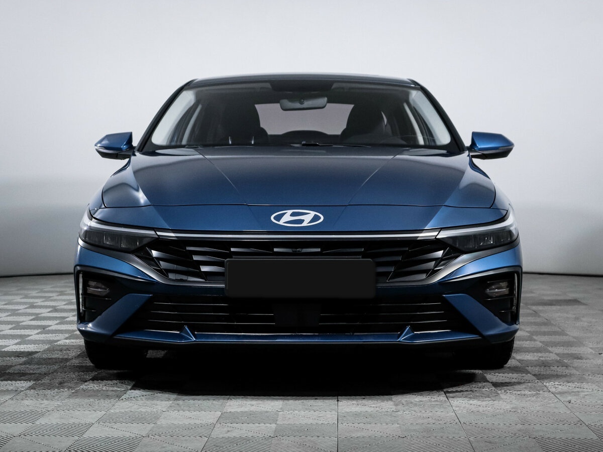 Купить Hyundai Elantra с пробегом. Фото: #1