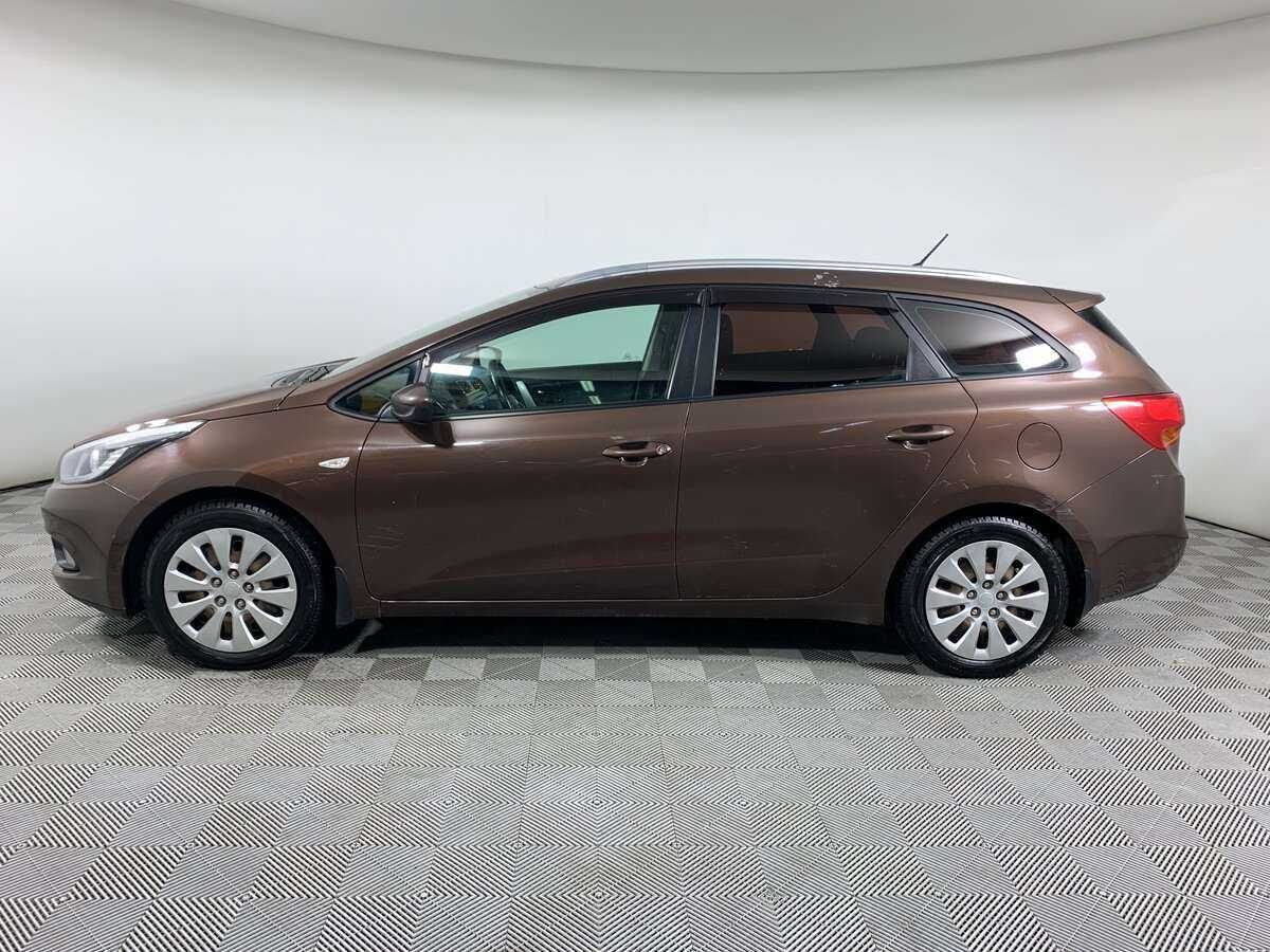 Купить Kia Ceed с пробегом. Фото: #7