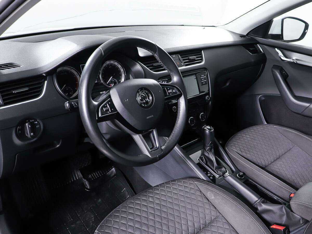 Купить Skoda Octavia с пробегом. Фото: #13