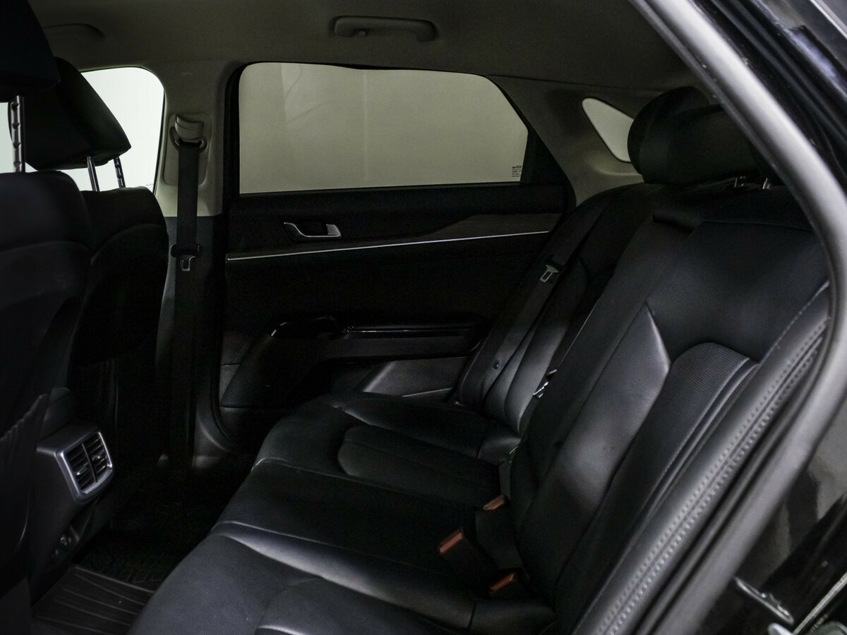 Купить Kia K5 с пробегом. Фото: #9