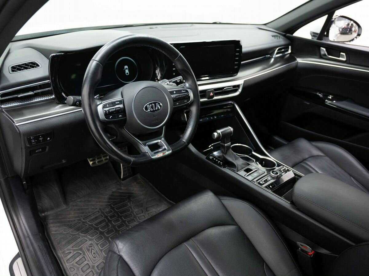 Купить Kia K5 с пробегом. Фото: #6