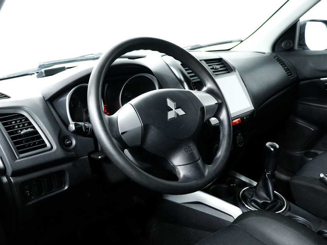 Купить Mitsubishi ASX с пробегом. Фото: #12
