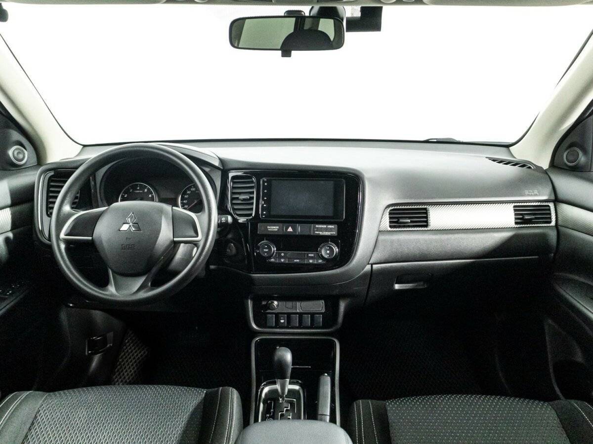 Купить Mitsubishi Outlander с пробегом. Фото: #12