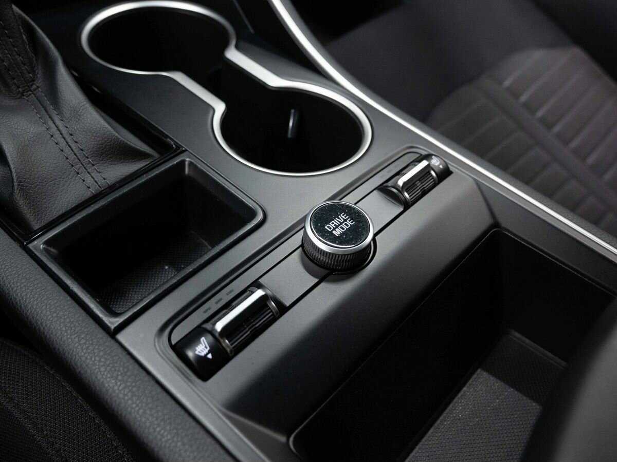 Купить Kia K5 с пробегом. Фото: #24