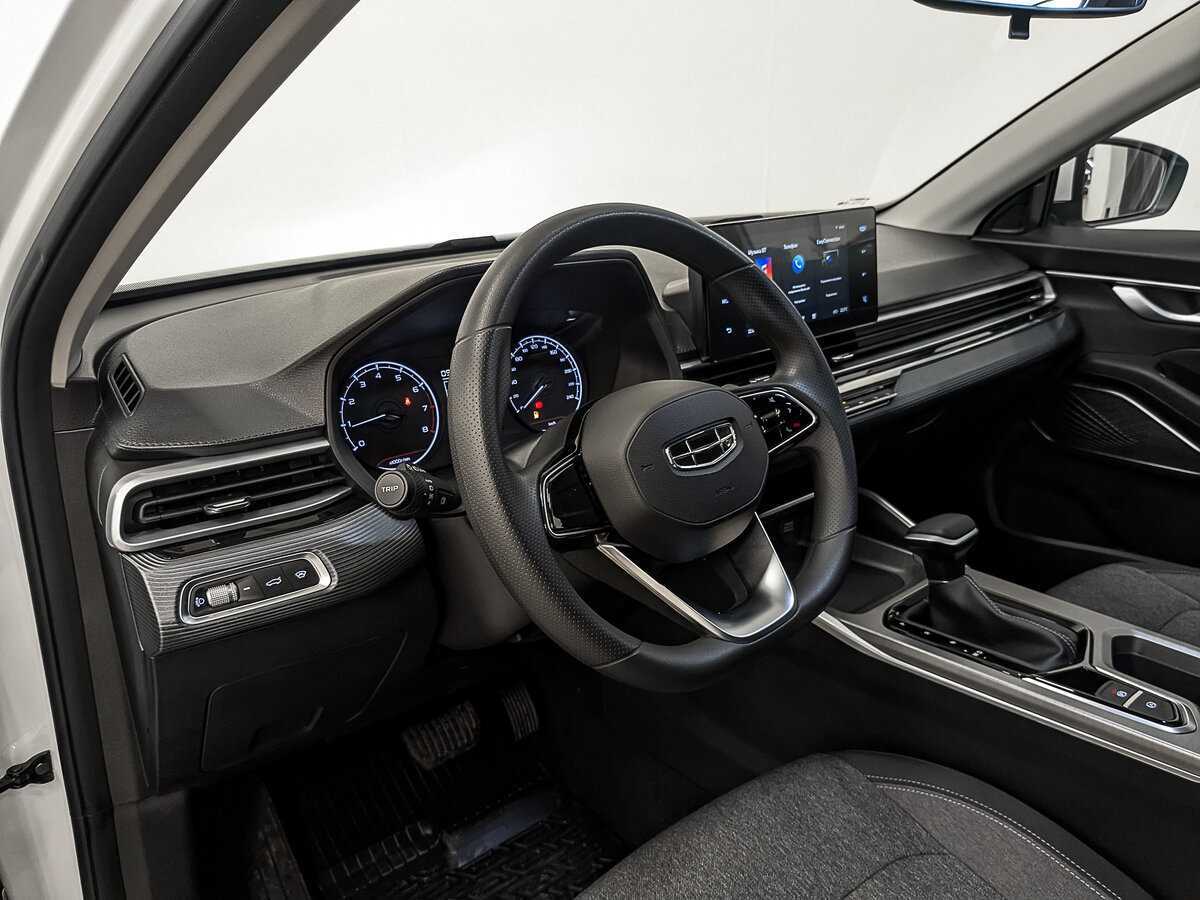 Купить Geely Emgrand с пробегом. Фото: #12