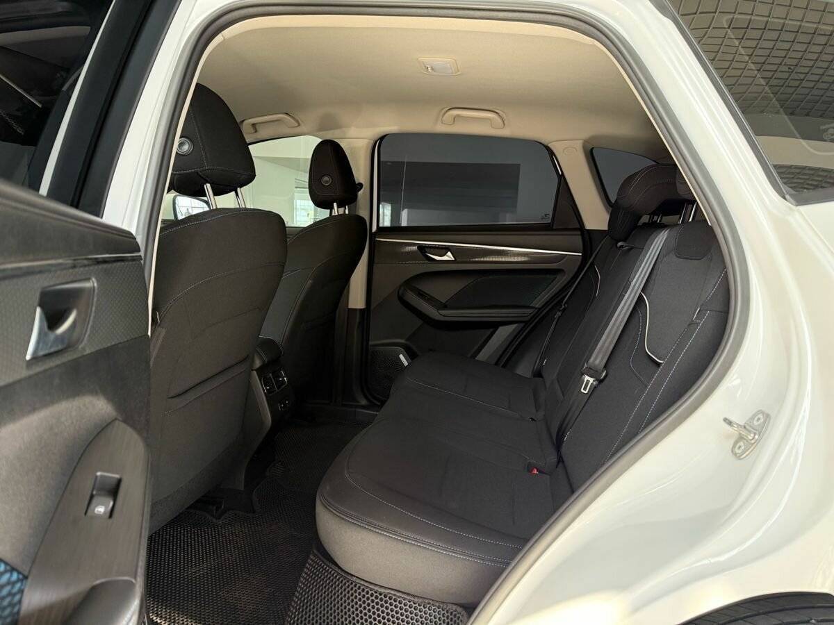 Купить Haval Jolion с пробегом. Фото: #13