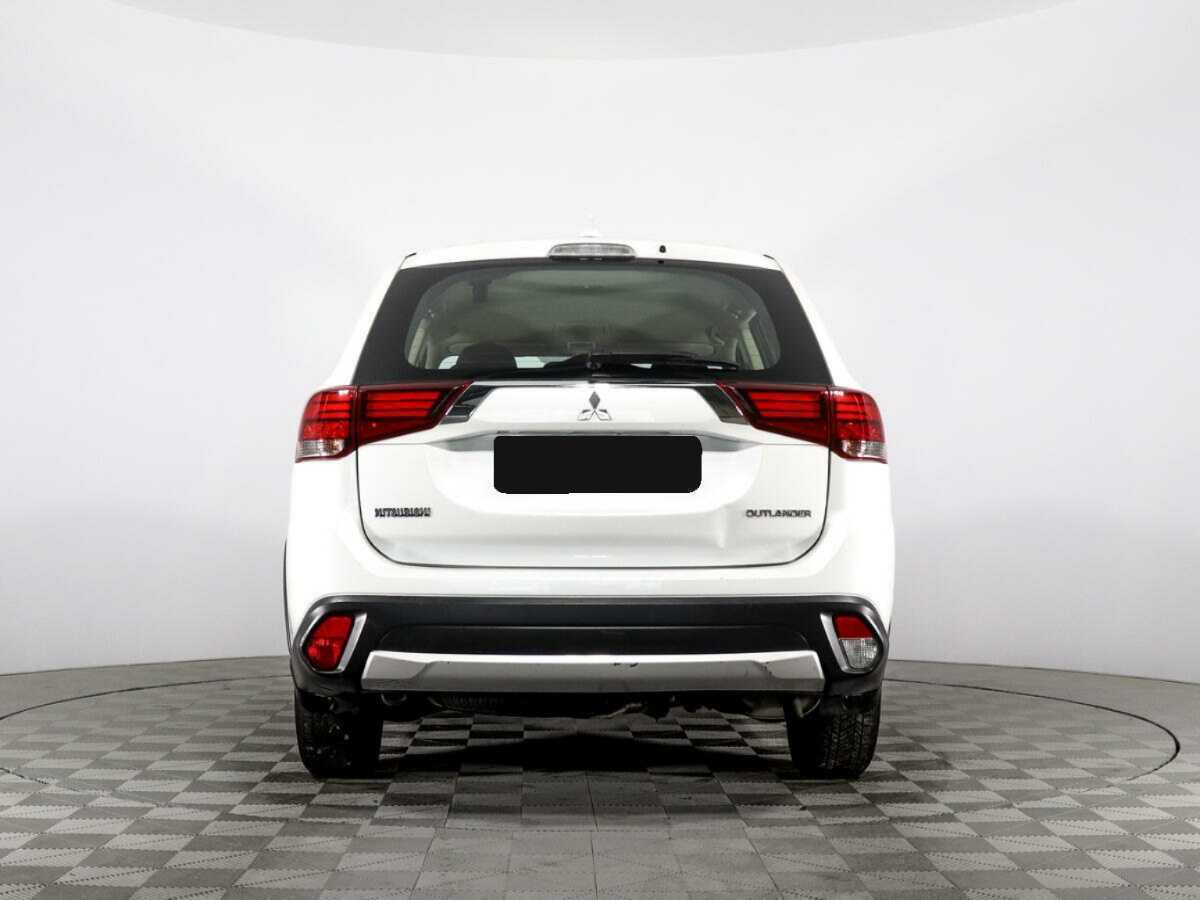 Купить Mitsubishi Outlander с пробегом. Фото: #5