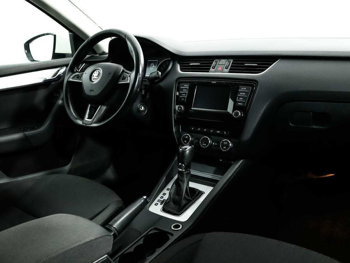 Купить Skoda Octavia с пробегом. Фото: #12