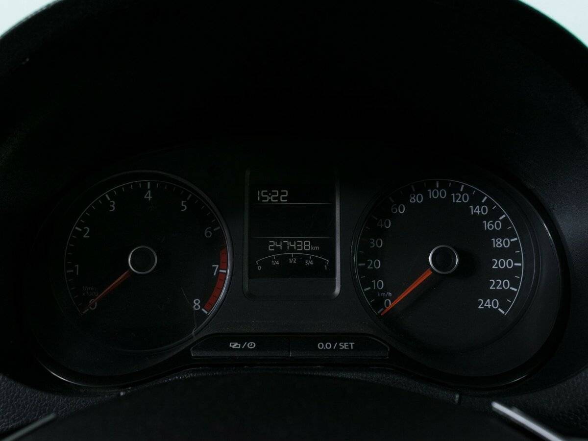 Купить Volkswagen Polo с пробегом. Фото: #10