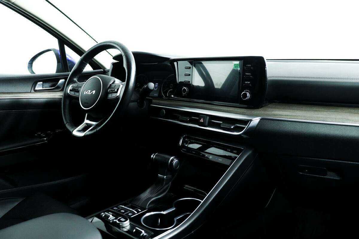 Купить Kia K5 с пробегом. Фото: #8