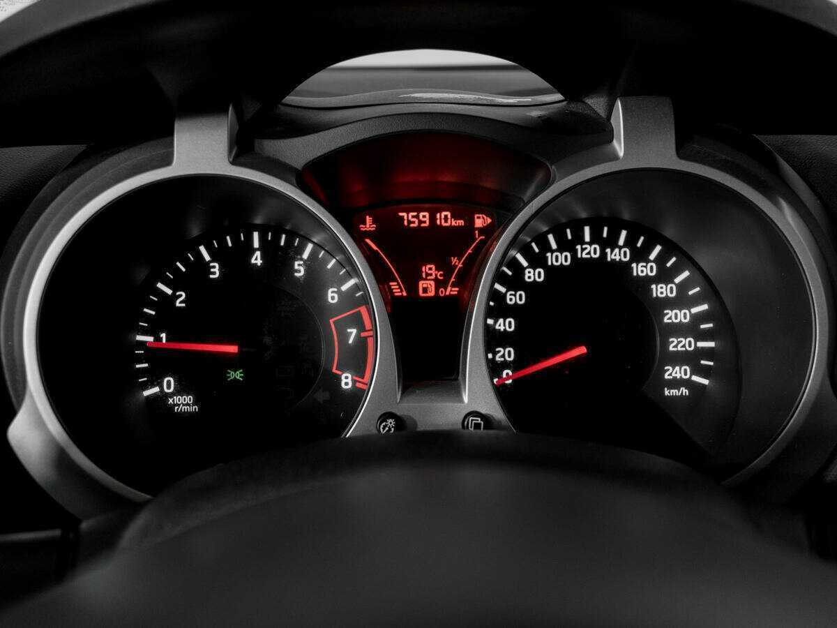 Купить Nissan Juke с пробегом. Фото: #10