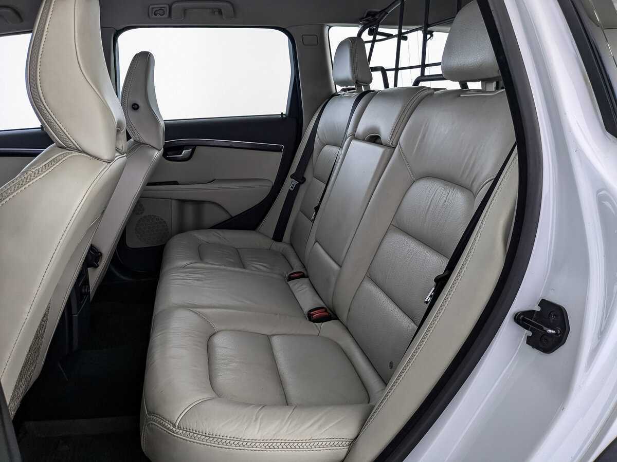 Купить Volvo XC70 с пробегом. Фото: #13