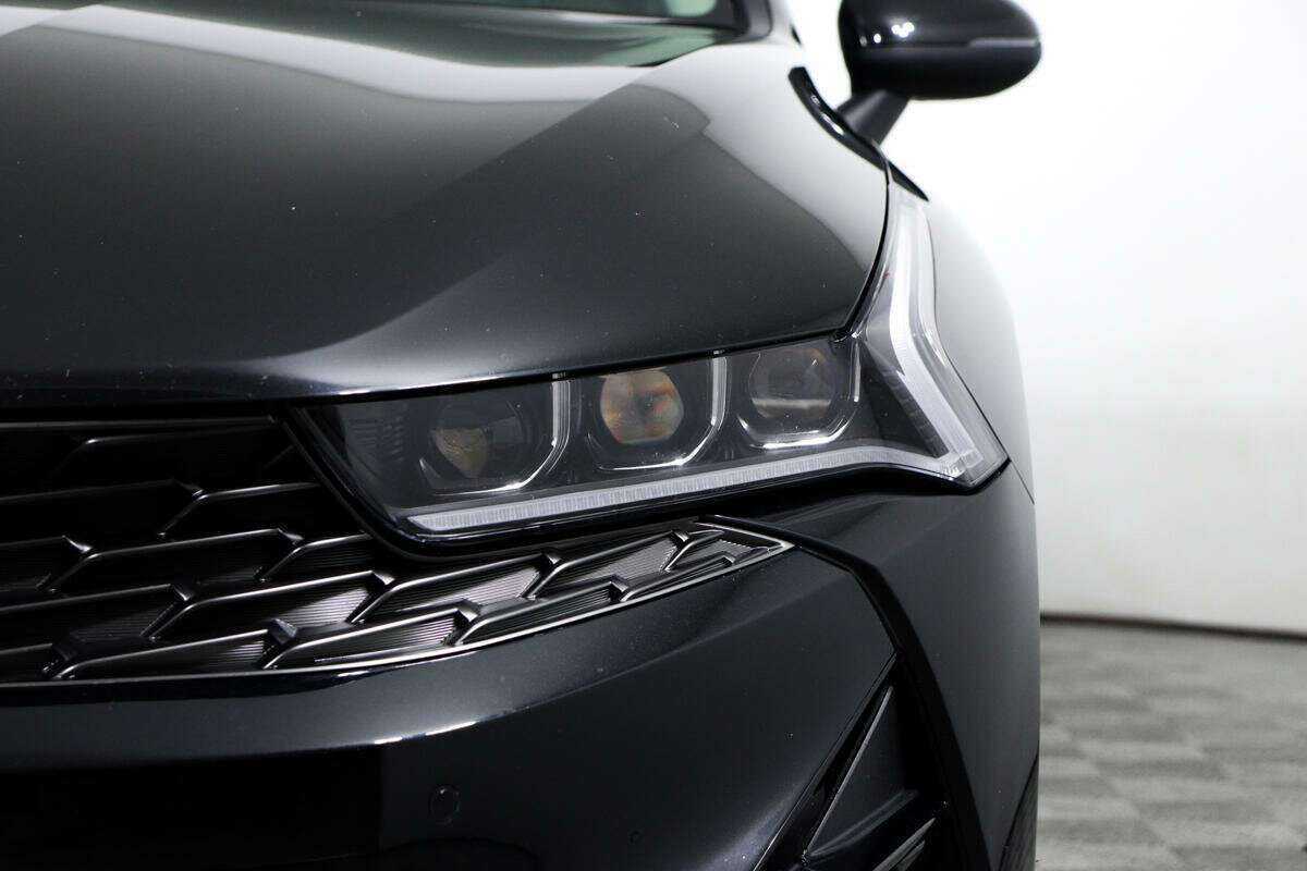 Купить Kia K5 с пробегом. Фото: #14