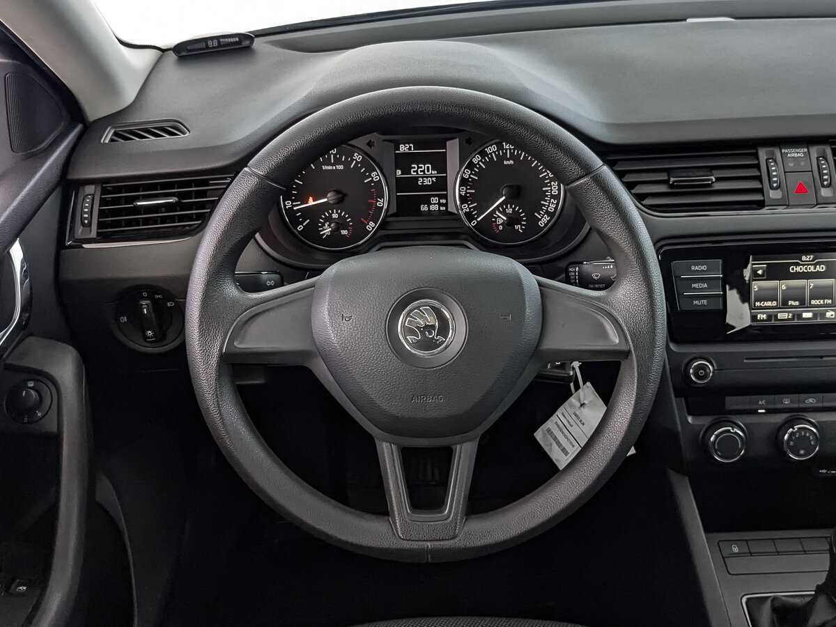 Купить Skoda Octavia с пробегом. Фото: #17