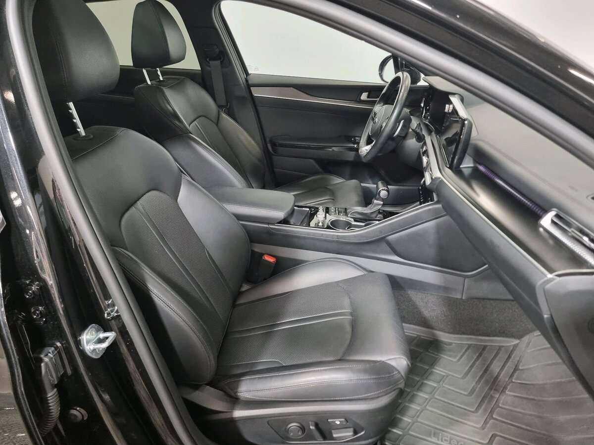 Купить Kia K5 с пробегом. Фото: #12