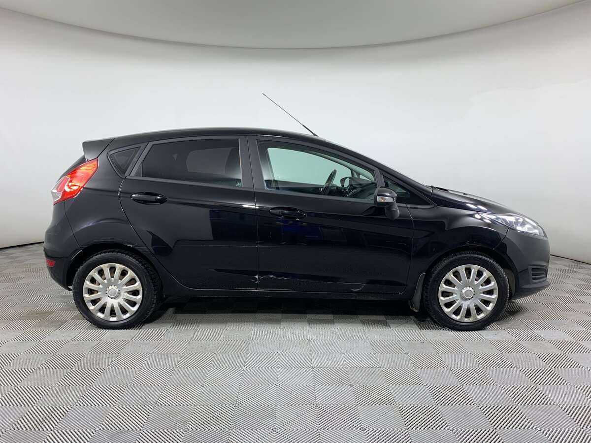 Купить Ford Fiesta с пробегом. Фото: #3