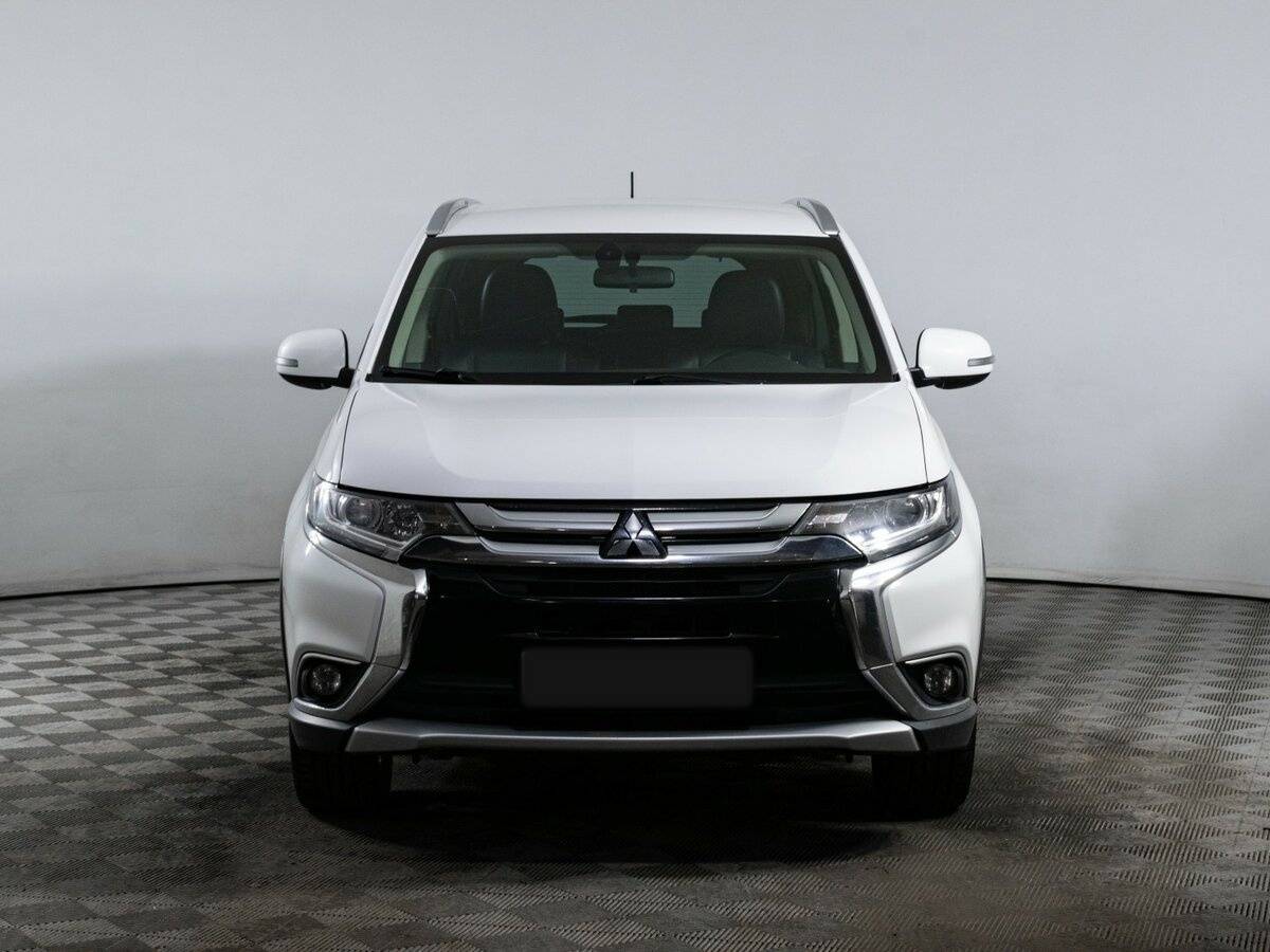 Купить Mitsubishi Outlander с пробегом. Фото: #1