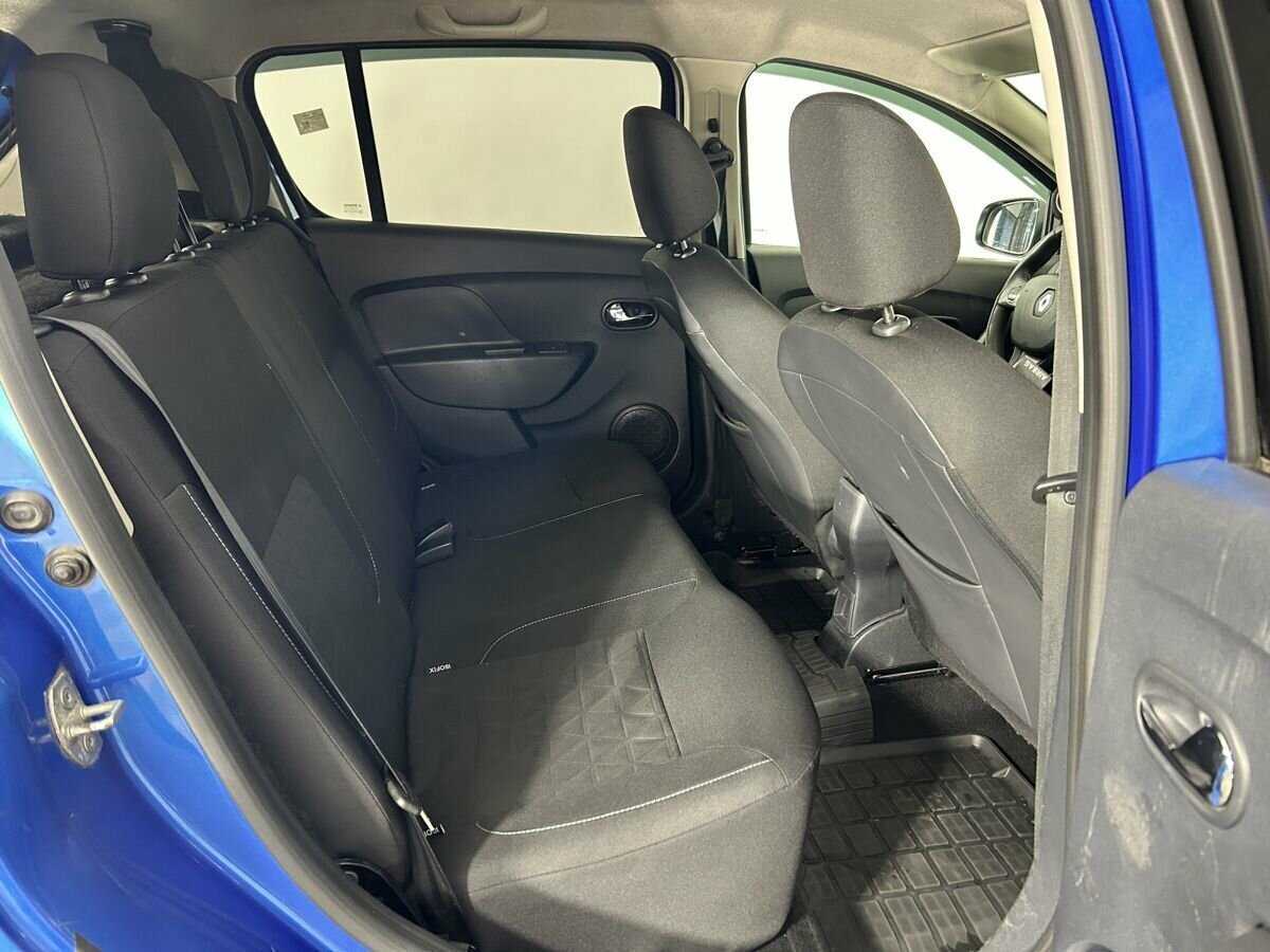 Купить Renault Sandero с пробегом. Фото: #11