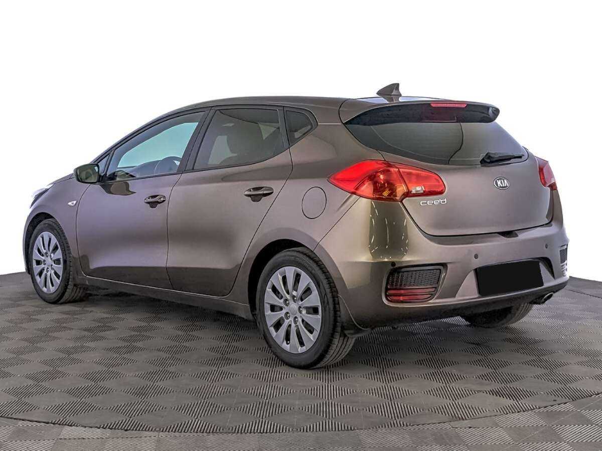 Купить Kia Ceed с пробегом. Фото: #6