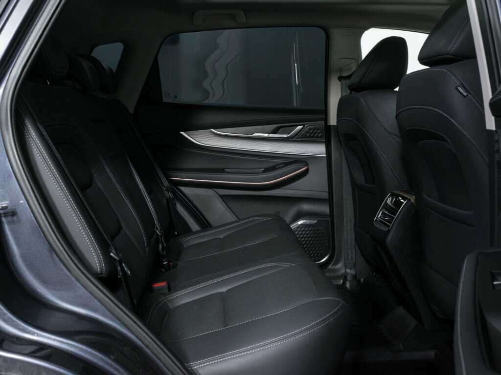 Купить EXEED LX с пробегом. Фото: #10