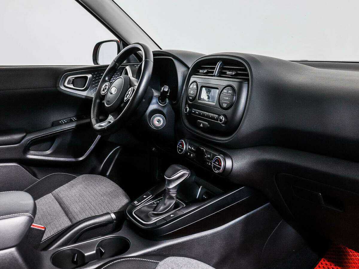 Купить Kia Soul с пробегом. Фото: #10
