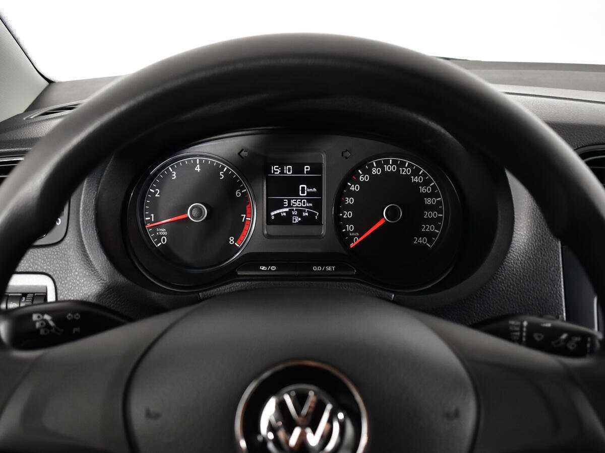 Купить Volkswagen Polo с пробегом. Фото: #9