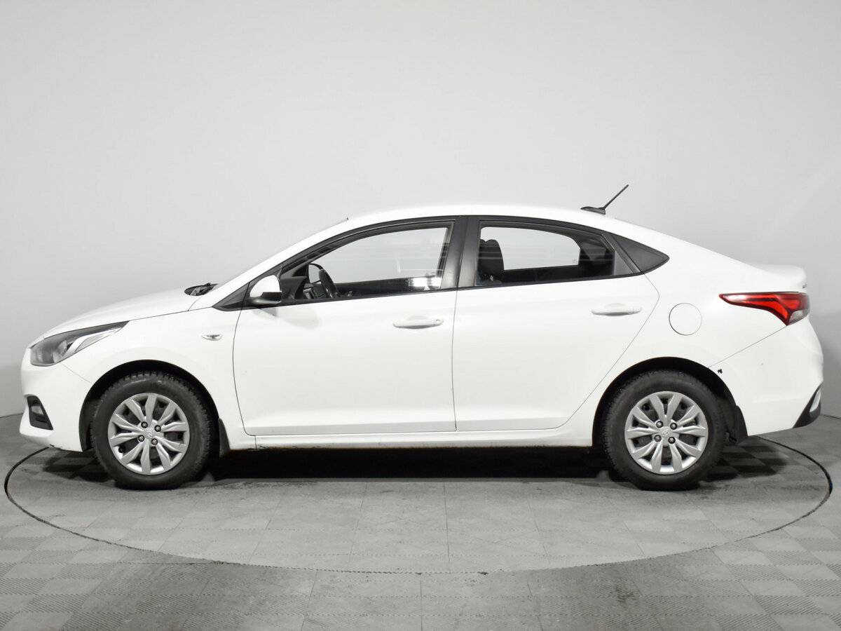 Купить Hyundai Solaris с пробегом. Фото: #7