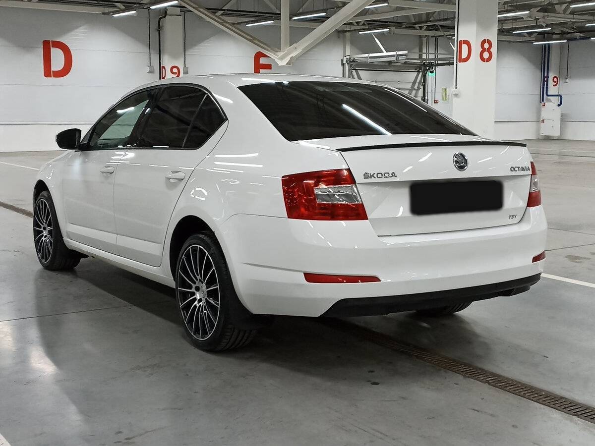 Купить Skoda Octavia с пробегом. Фото: #6